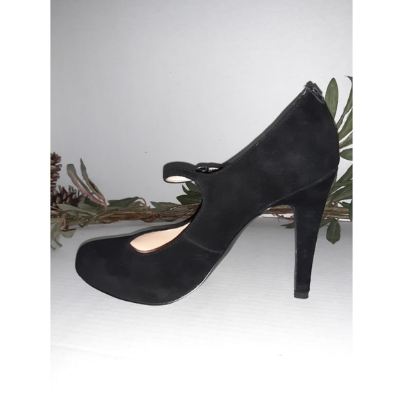 Guess Roses Black Suede Mary Jane Heels - Picture 9 of 16
